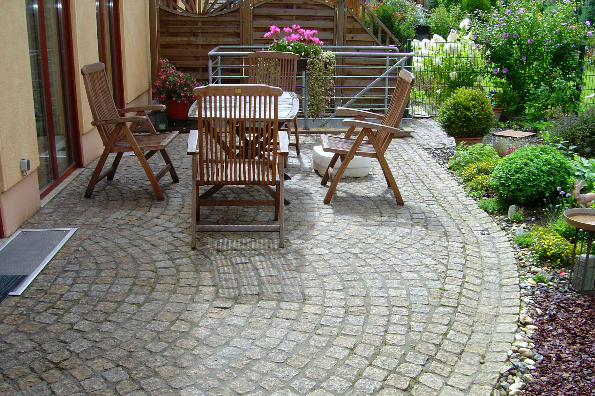 Granitpflasterung 9_11 Terrasse